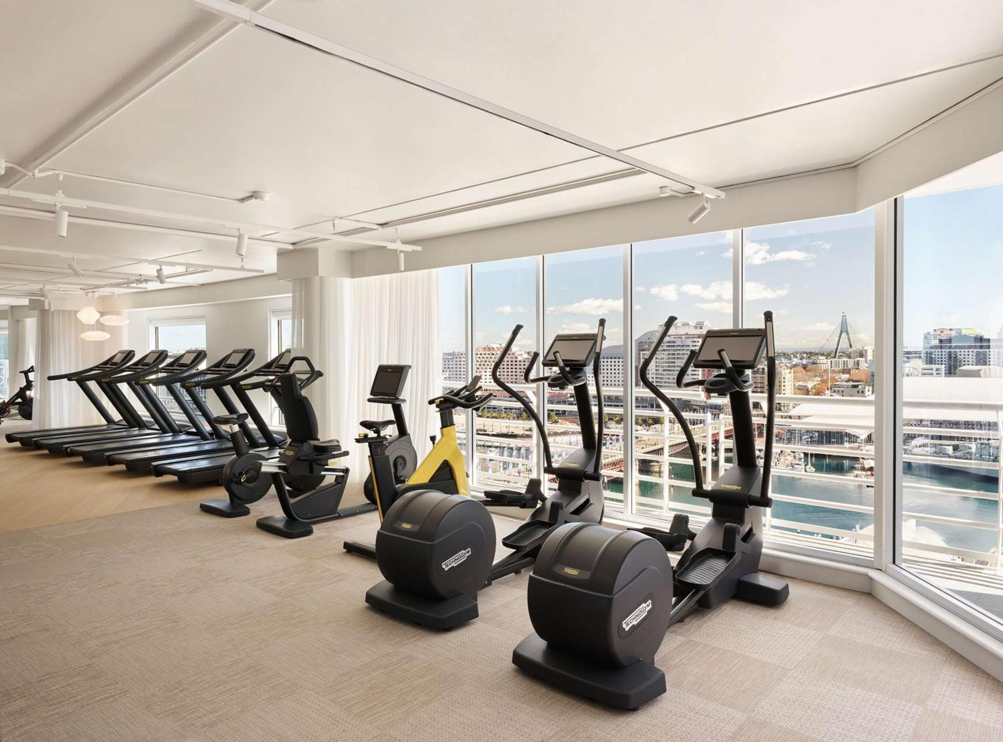Hyatt Regency Sydney Hotel Eksteriør billede The gym at the hotel