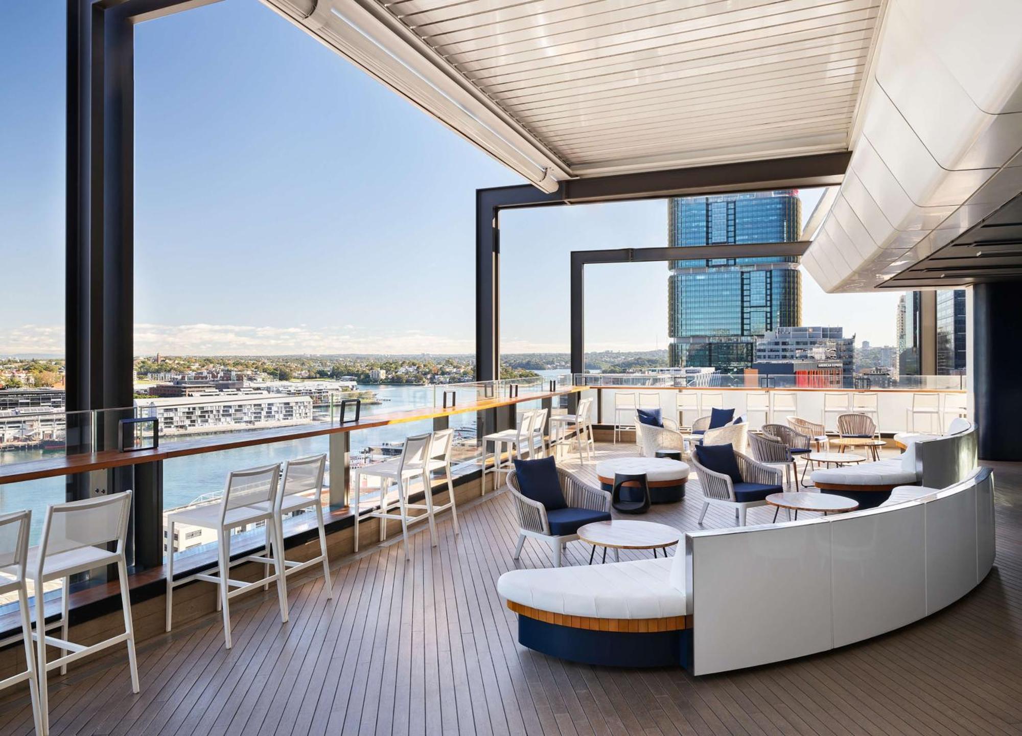 Hyatt Regency Sydney Hotel Eksteriør billede The rooftop bar at the Hotel